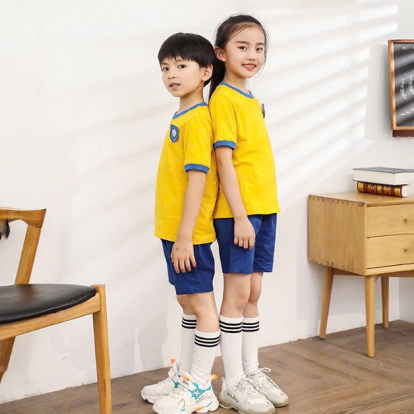 Đồng phục mầm non màu vàng