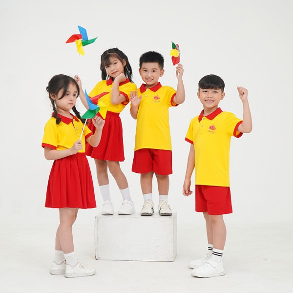 Áo đồng phục mầm non màu vàng phối màu đỏ