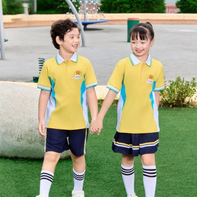 Đồng phục mầm non màu vàng phối xanh dương